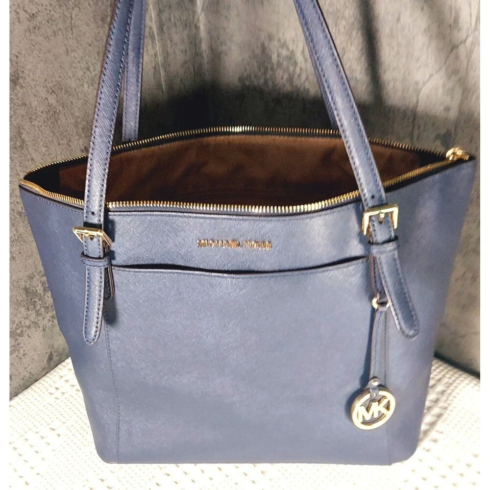 Michael Kors Navy Saffiano Leather Tote Bag Jet Set Travel Gold Logo Charm
